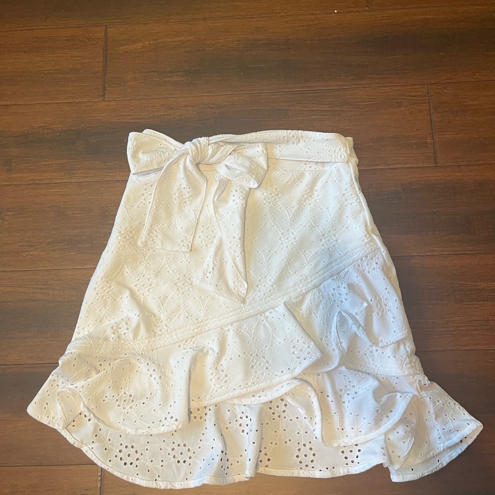 Elegant White Eyelet Skirt